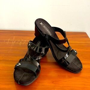 Mephisto wedge sandals